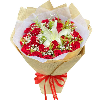 怀化19朵红玫瑰1支百合，永恒之美