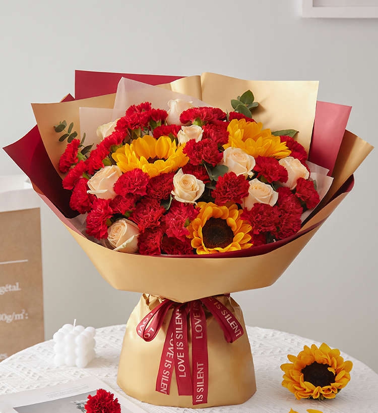 怀化外婆70岁生日，可以给老人家送花吗?送花该送给什么呢？